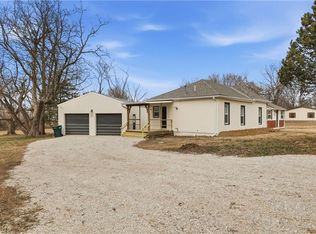 402 S Jefferson St, Archie, MO 64725
