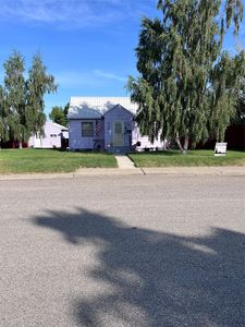 338 5th Ave SE, Cut Bank, MT, 59427