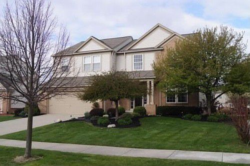 1st image of 827 Huntington Dr
