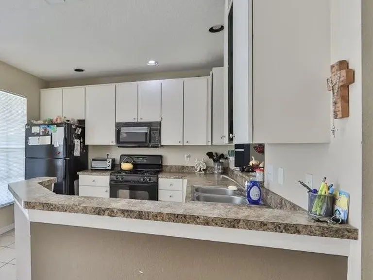 16221 Bridgewalk Dr — Photo 7