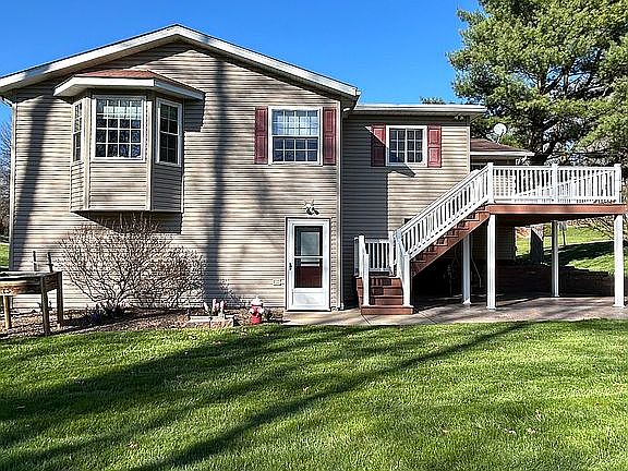 4th image of 2482 Hildale Dr NW