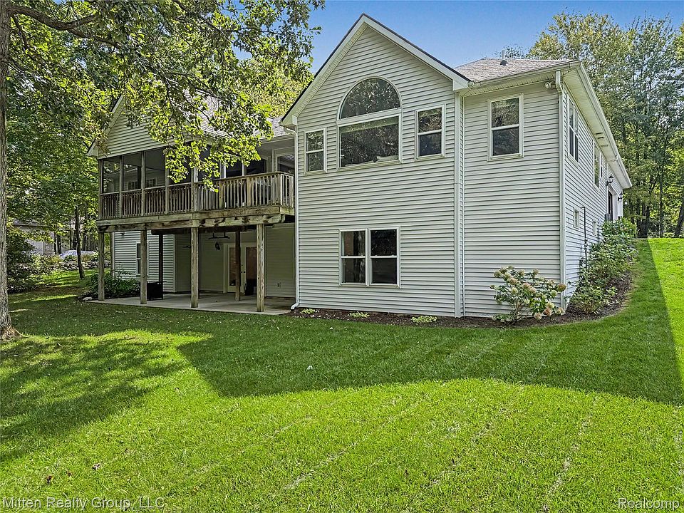 2126 Moorlands Vw, photo 6