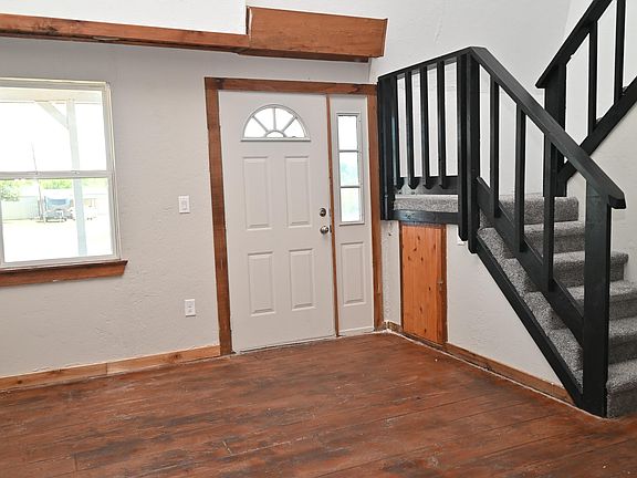 2nd image of 214 Wigwam Trl