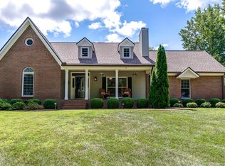 1121 Sequoya Trl, Columbia, TN 38401