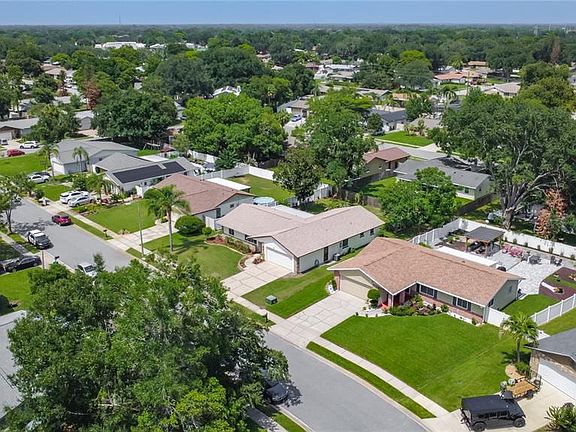 3rd image of 5225 ALBERT DRIVE