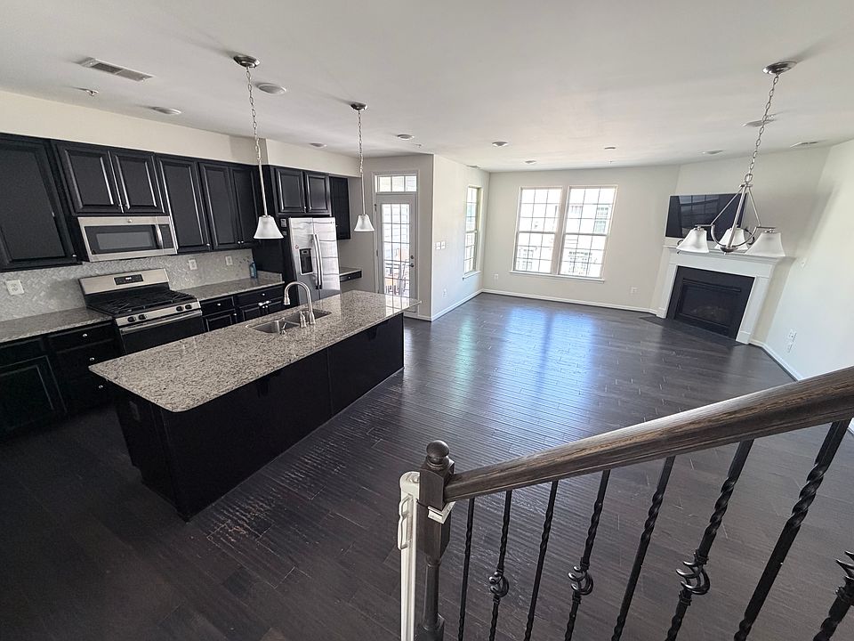 1st image of 6466 Walcott Ln