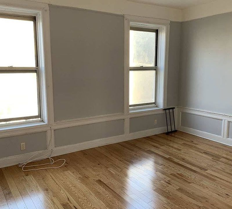 1st image of 1171 President St #C4