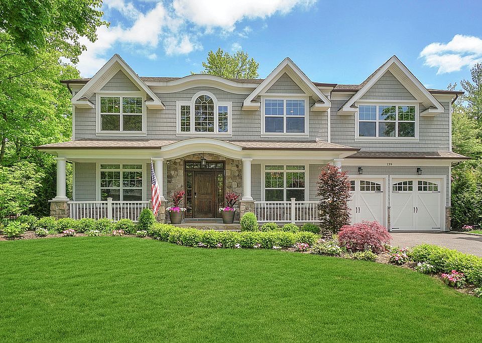 1st image of 139 Westwood Cir