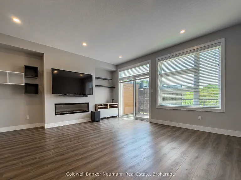 60 Arkell Rd #65 — Photo 4