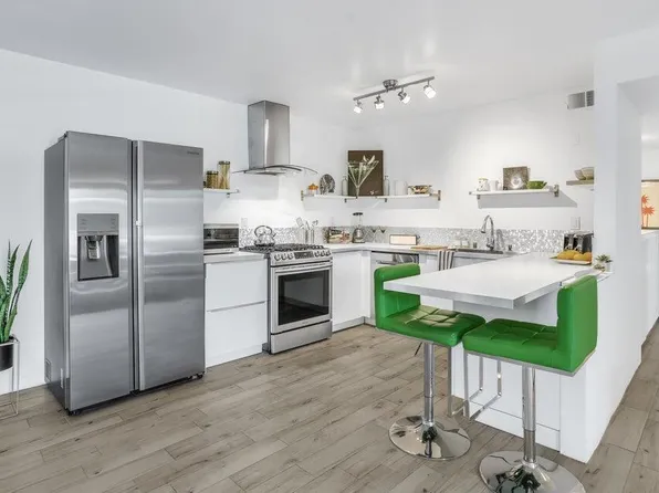 2901 Sunflower Cir W, Palm Springs, CA 92262