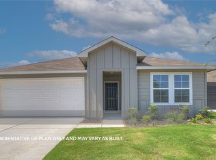 1021 Argonne Frst, Seguin, TX 78155