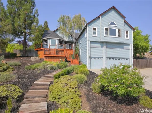 3300 Woodleigh Ln, Cameron Park, CA 95682