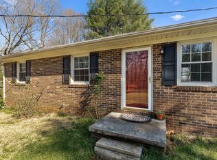 14511 Leesville Rd, Evington, VA 24550