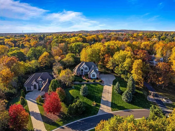 373 Legend VIEW, Wales, WI 53183