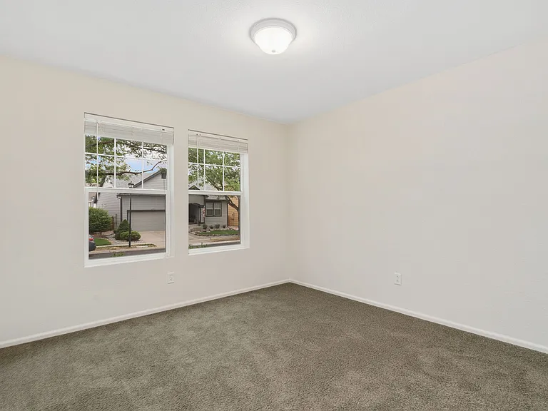 1803 Fossil Creek Pkwy — Photo 3