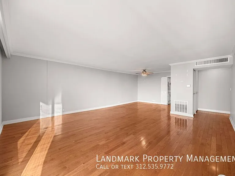 6033 N Sheridan Rd #35D — Photo 8