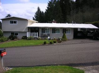910 View St, Reedsport, OR 97467