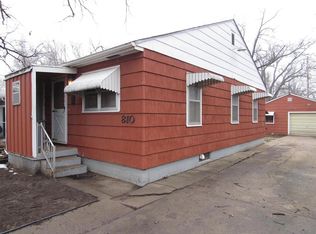 810 N 3rd St, Salina, KS 67401