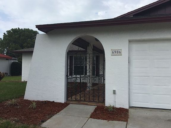3rd image of 6906 20th Ave W