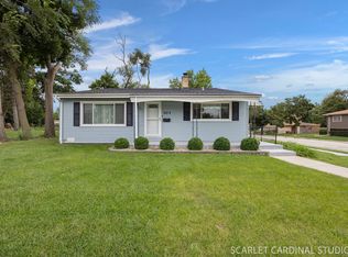 301 E Vermont St, Villa Park, IL 60181