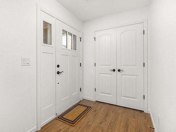 5th image of 5443 W 97th Pl