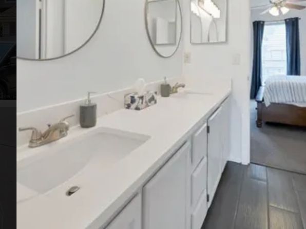3611 Chimney Creek Dr