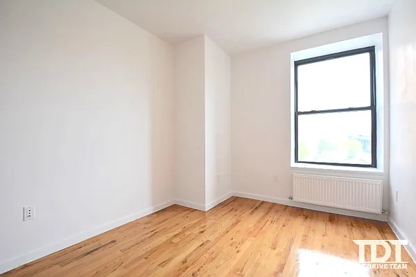 Rented by J Misrahi Realty Corp | media 72