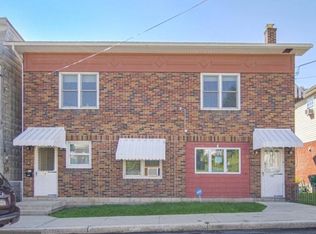 308-310 W Spruce St, Tamaqua, PA 18252