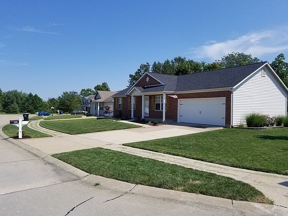 3rd image of 802 Whisper Creek Ct