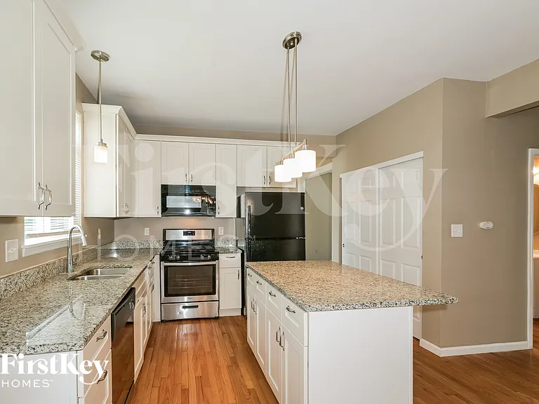 74 Huckleberry Ct — Photo 6