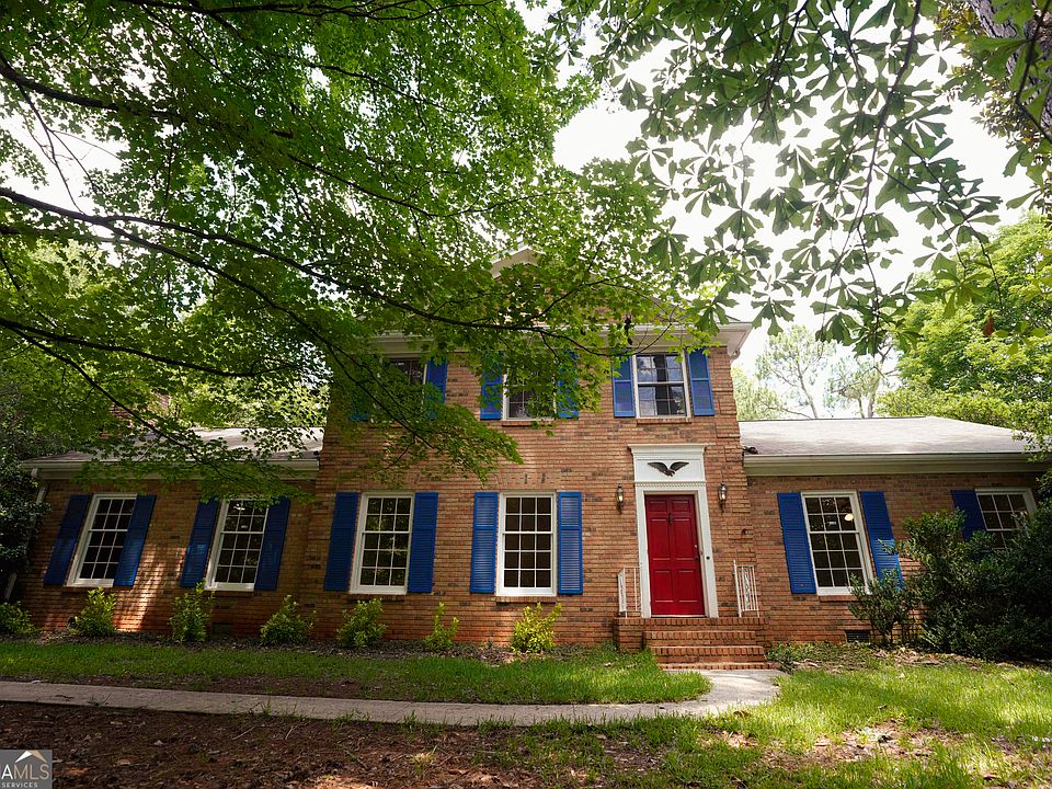 1st image of 180 Clifton Dr
