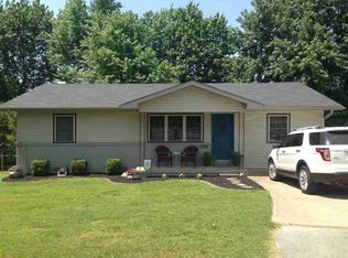 1304 Hallmark Cir, Mountain Home, AR 72653