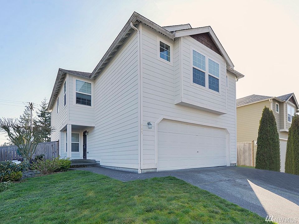 1st image of 445 Green Acres Pl