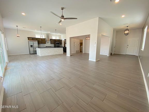 4th image of 2308 Tierra Betis Pl