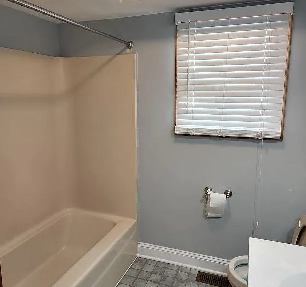 214 N Bothwell St #1 — Photo 7