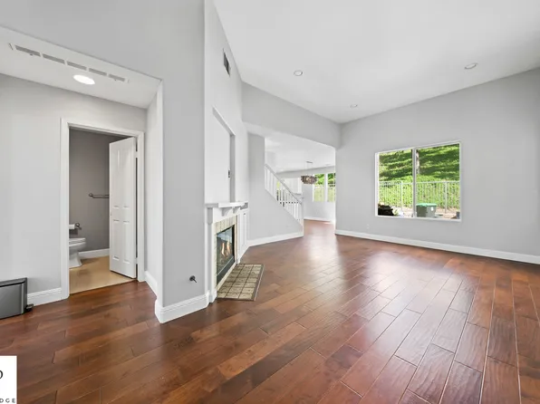 10016 Albee Ave, Tustin, CA 92782