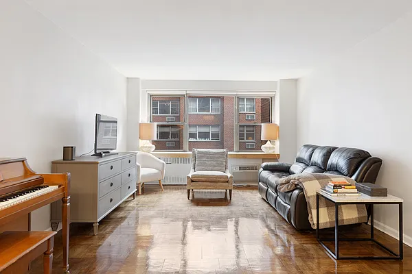 Sold by Corcoran | media 3