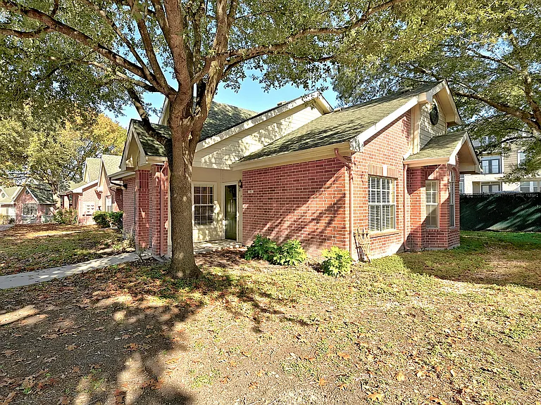 600 Leah Avenue 002