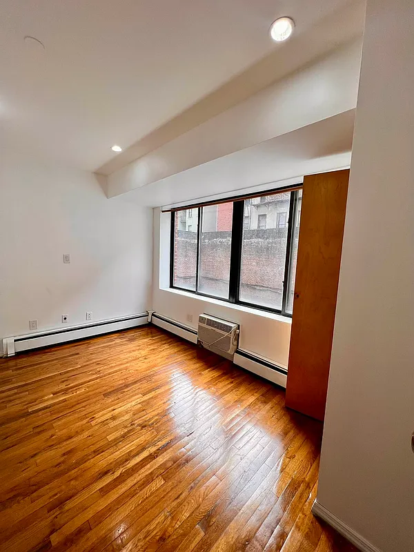 538 West 50th Street #2C in Hell's Kitchen, Manhattan | StreetEasy