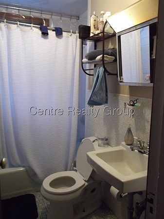 2nd image of 10 Chase St APT 1
