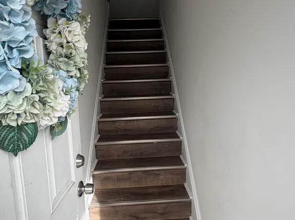 227 Palmer St Floor 2, Elizabeth, NJ 07202