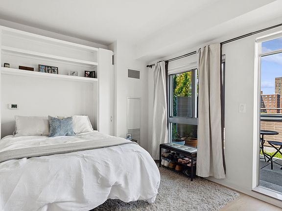 5th image of 171 W 131st St #Penthouse 14