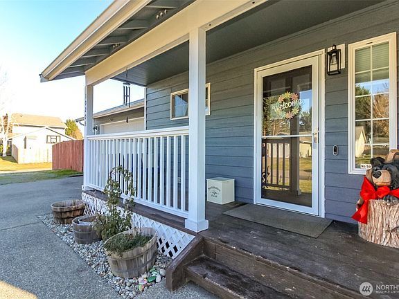 4th image of 10205 231st Avenue E