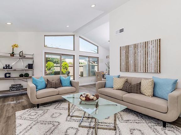 4th image of 4075 Heron Pl
