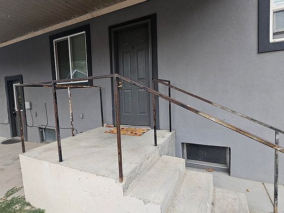 5th image of 610 Custer St