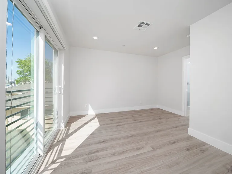 5221 Cleon Property LLC — Photo 6