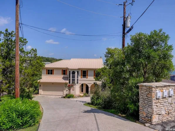 161 VILLAGE DR, Canyon Lake, TX 78133