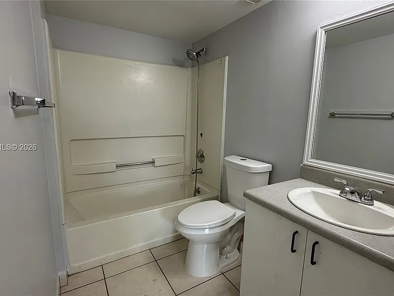 15221 SW 80th St #406 — Photo 9