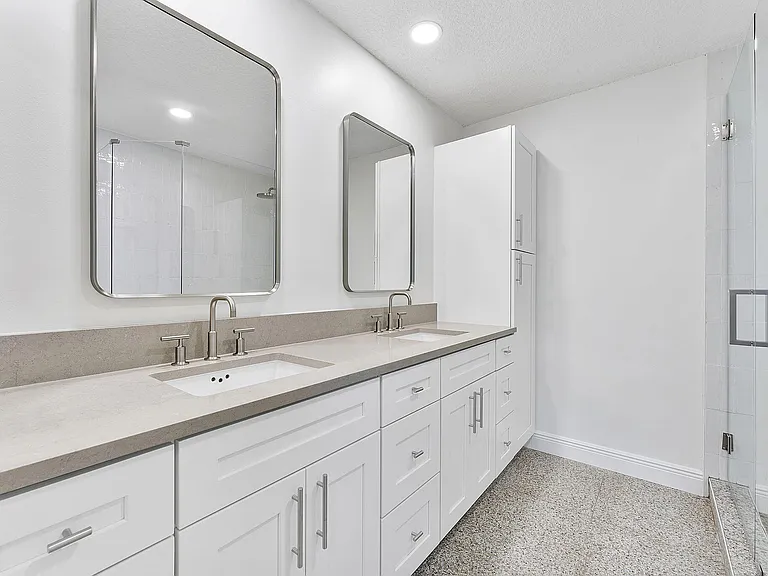 9180 Pine Springs Dr — Photo 16