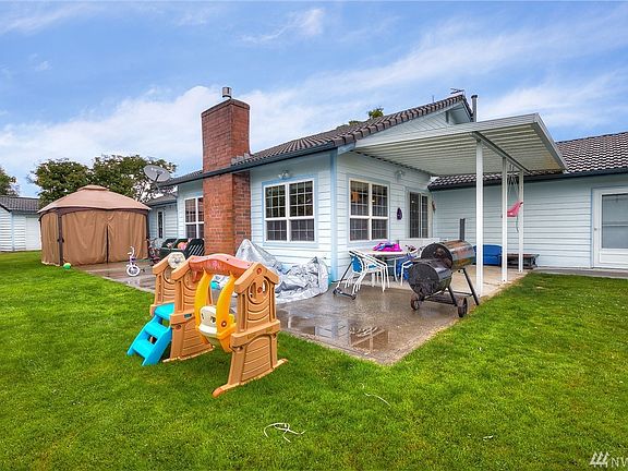 5th image of 152 McElroy Pl